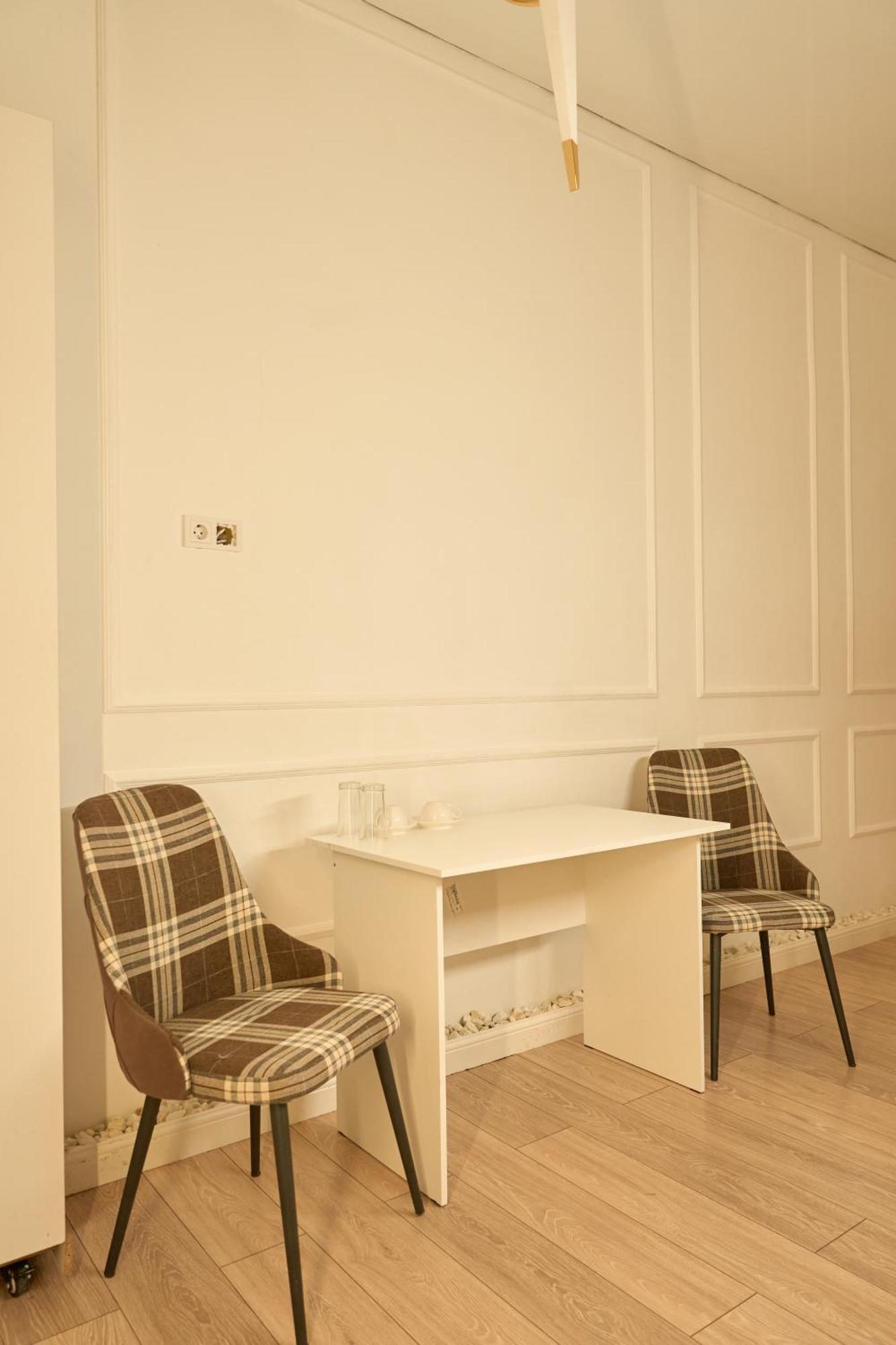 Royal Max & 3* Almaty